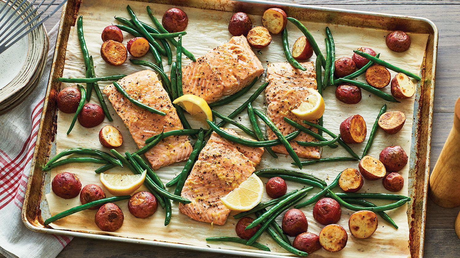 LemonRoasted Salmon, Potatoes & Green Beans Foodland