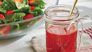Strawberry_Vinegar_cms